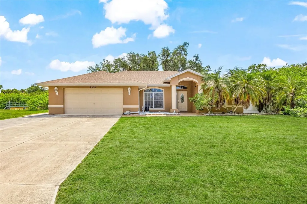 2590 Abbotsford Street North Port FL 34287