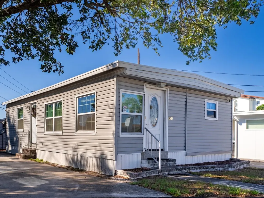401 Denice Drive Seminole FL 33772