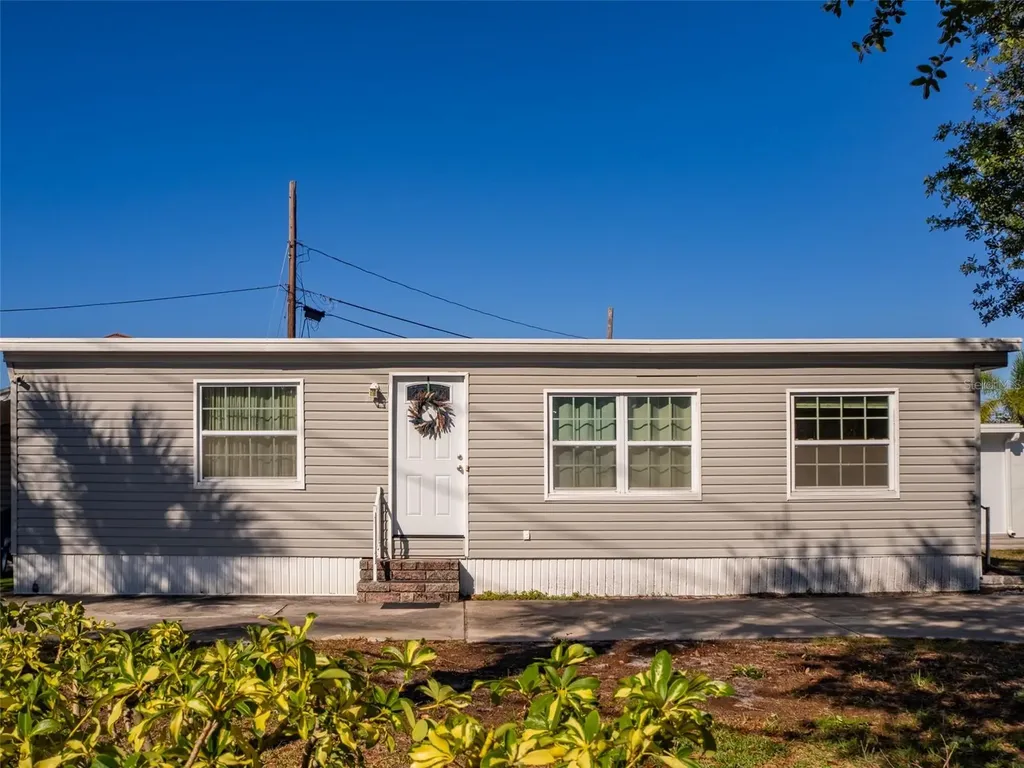 401 Denice Drive Seminole FL 33772