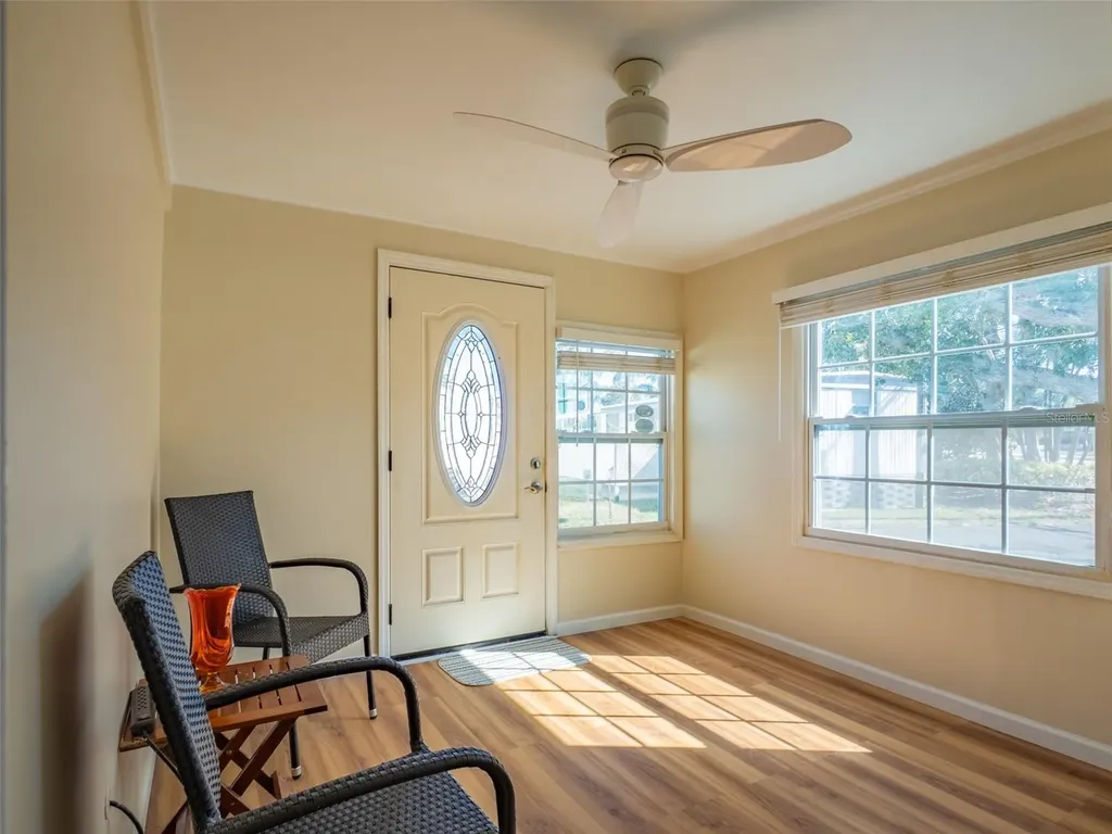 401 Denice Drive Seminole FL 33772