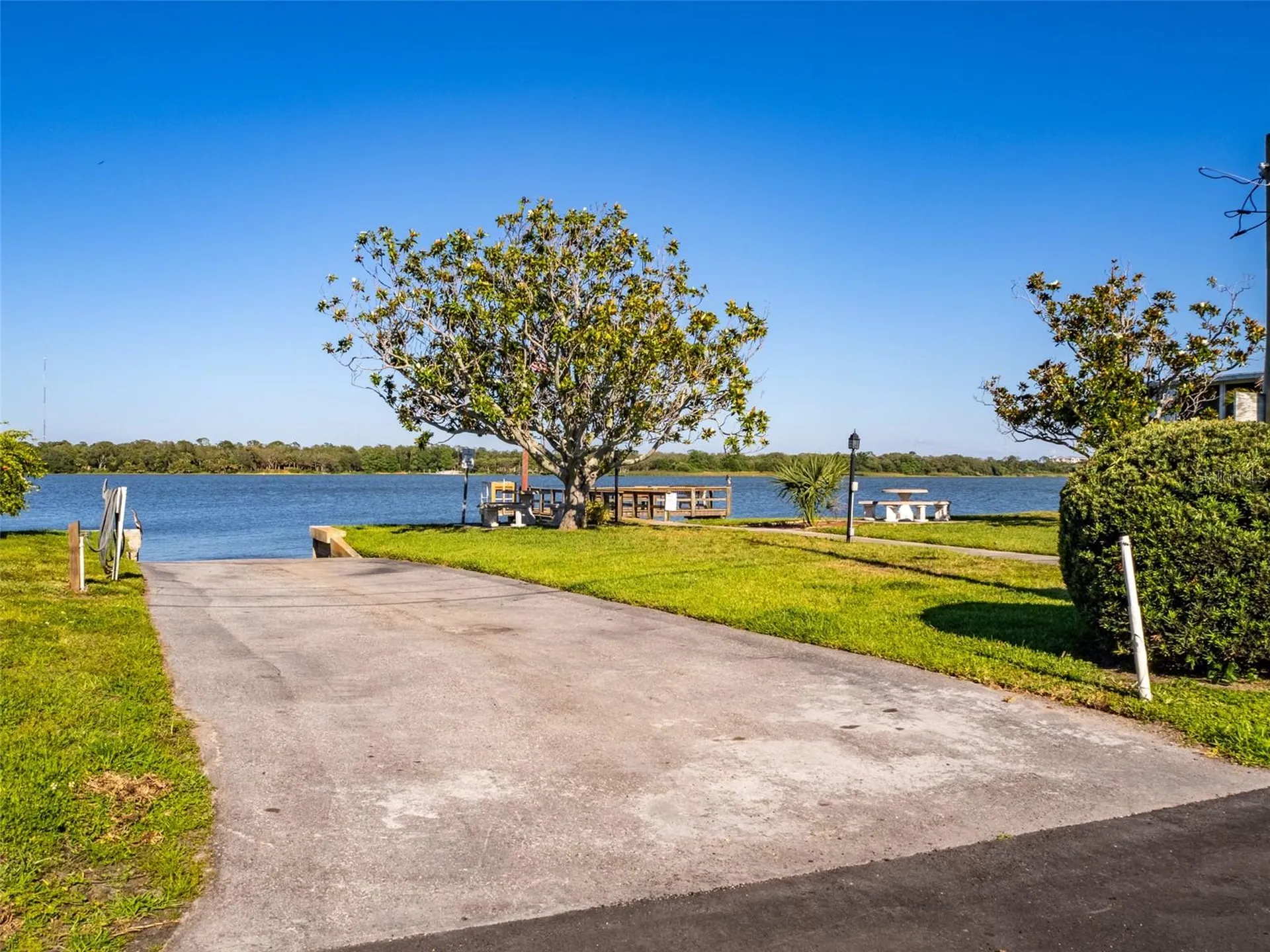 401 Denice Drive Seminole FL 33772