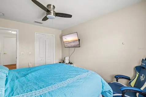 353 Beacon Harbour Loop Bradenton FL 34212