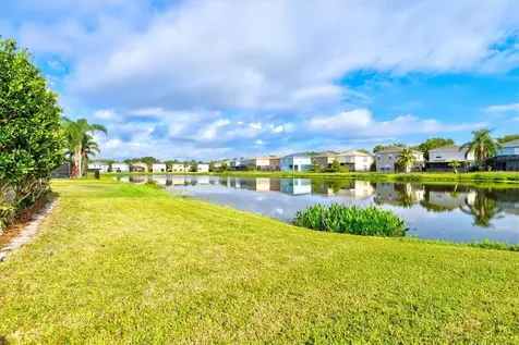 353 Beacon Harbour Loop Bradenton FL 34212