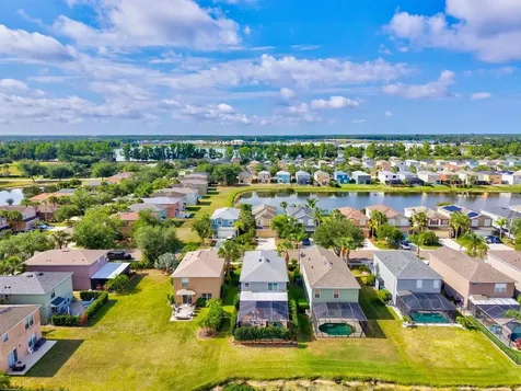 353 Beacon Harbour Loop Bradenton FL 34212