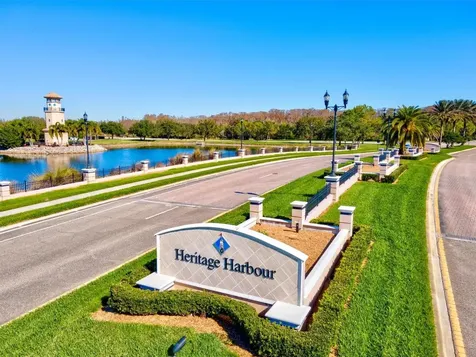 353 Beacon Harbour Loop Bradenton FL 34212