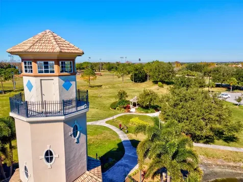 353 Beacon Harbour Loop Bradenton FL 34212