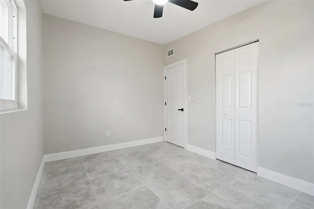 2139 W Gore Street Orlando FL 32805