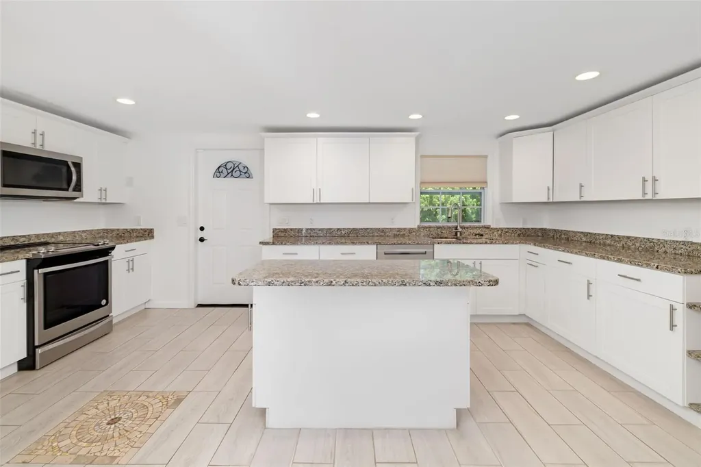 3616 Stardust Place Sarasota FL 34232