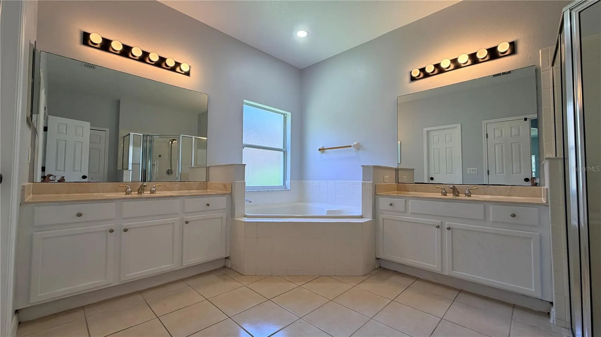3839 Eagle Isle Circle Kissimmee FL 34746