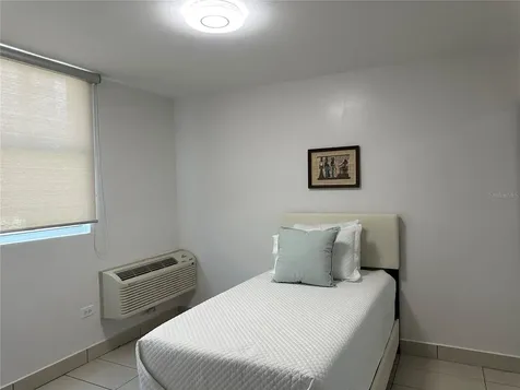 5575 Isla Verde Avenue Carolina PR 00979