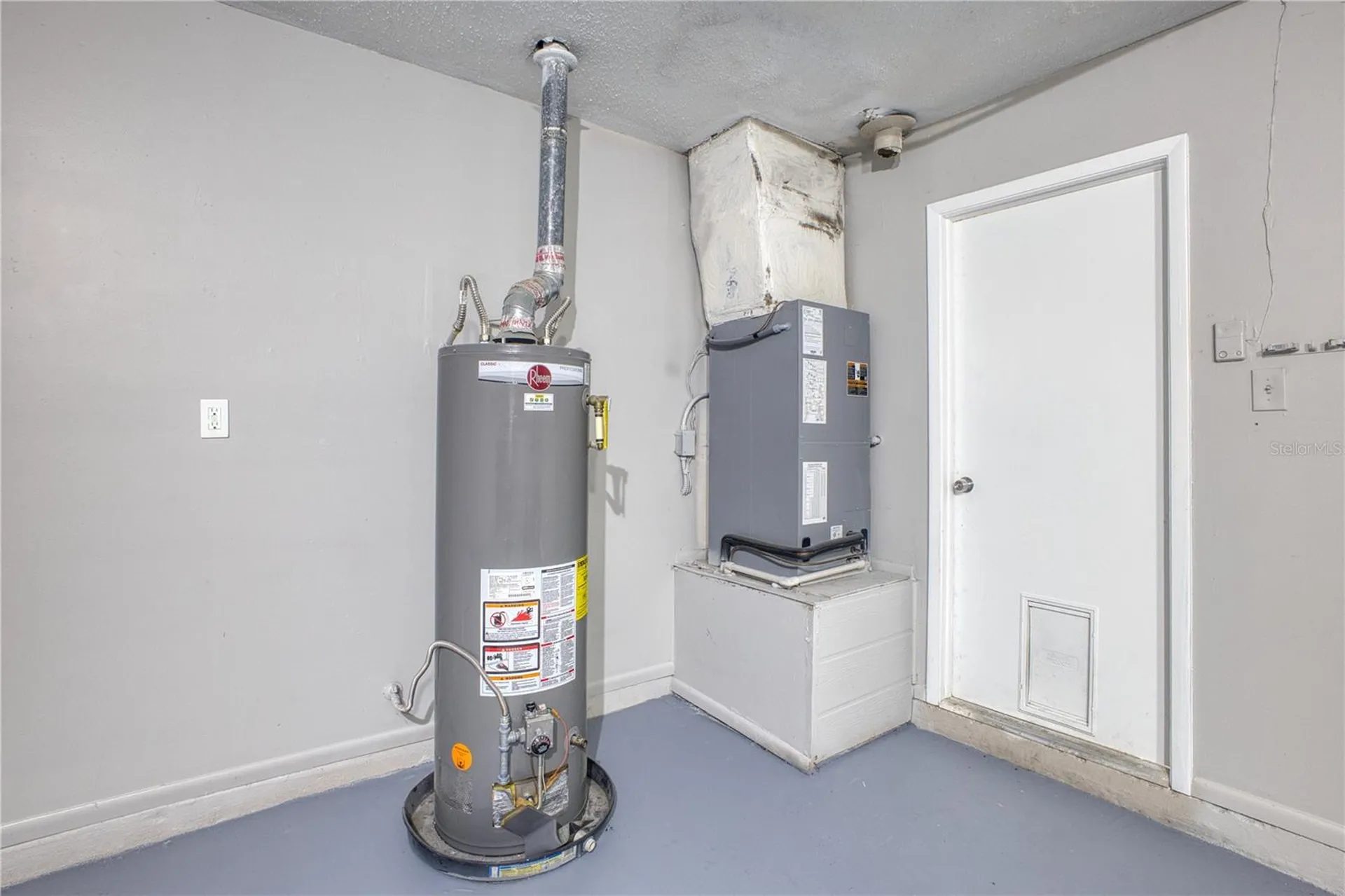 2419 Albaca Drive Orlando FL 32837