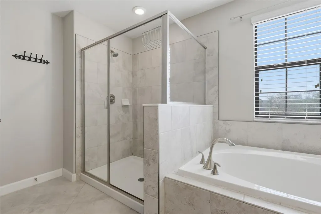 13917 Roseate Tern Lane Riverview FL 33579