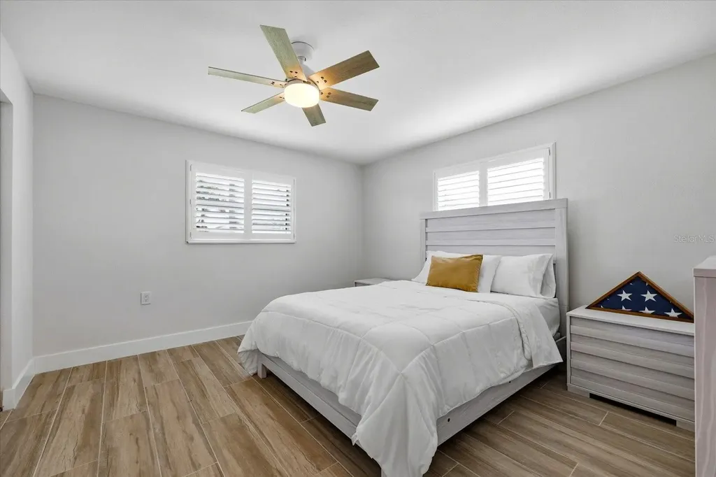 8008 13th Avenue S St Petersburg FL 33707