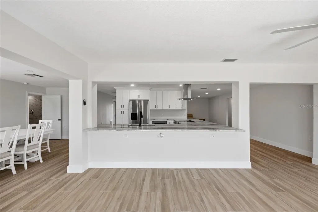 8008 13th Avenue S St Petersburg FL 33707
