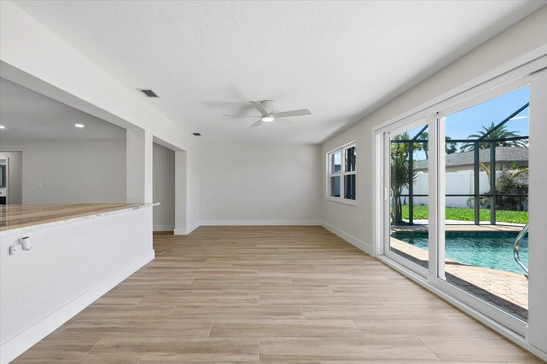 8008 13th Avenue S St Petersburg FL 33707