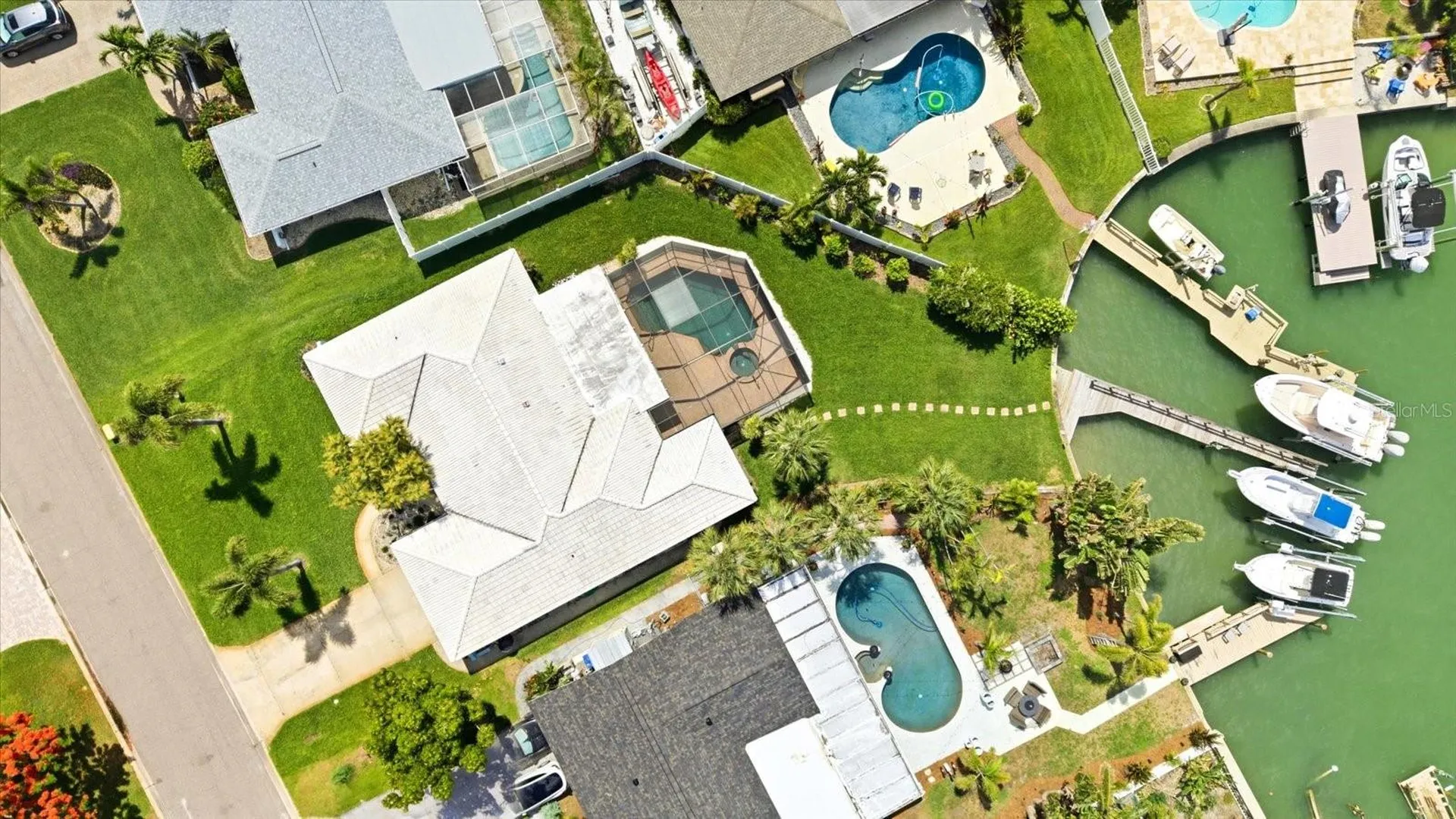 8008 13th Avenue S St Petersburg FL 33707