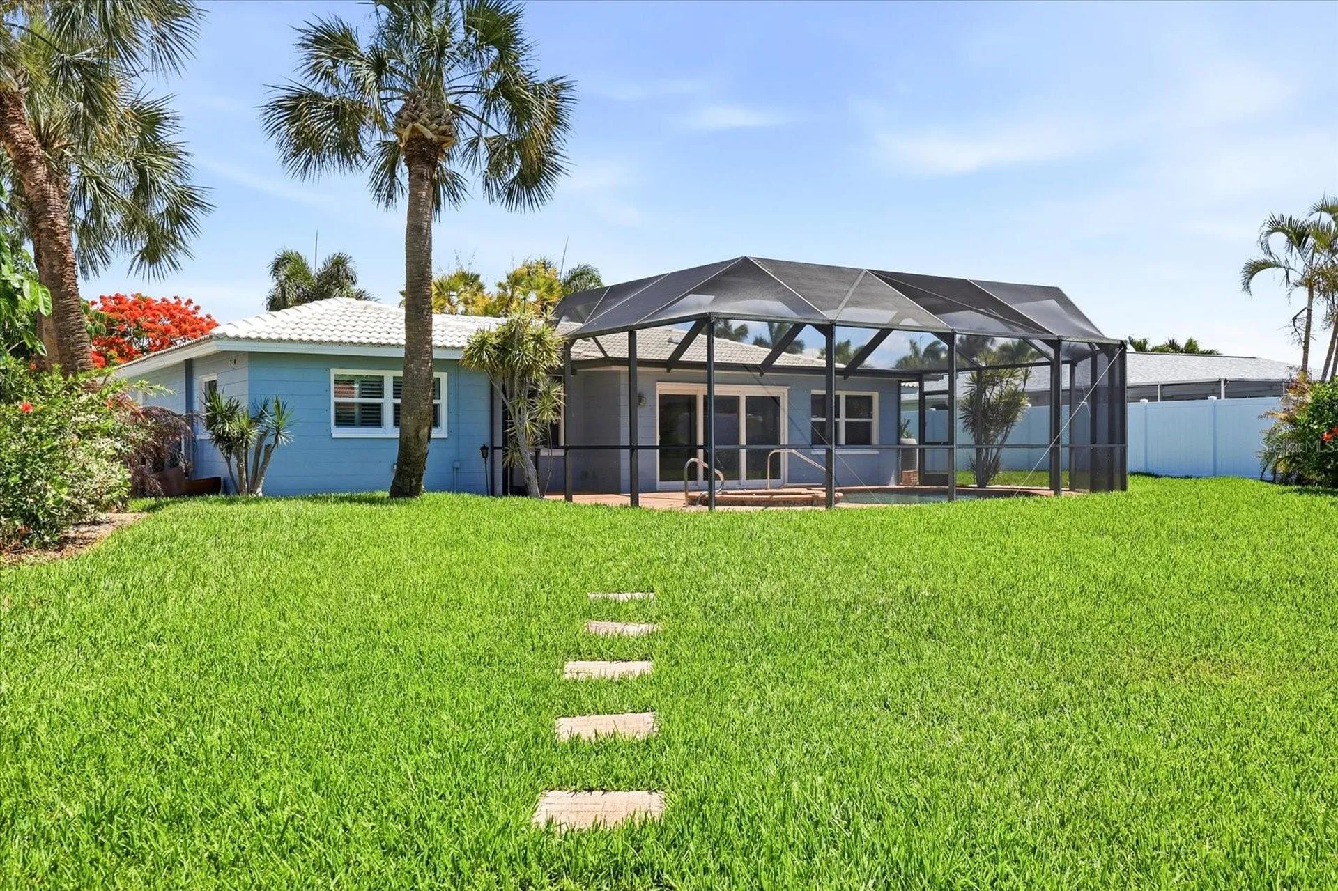 8008 13th Avenue S St Petersburg FL 33707
