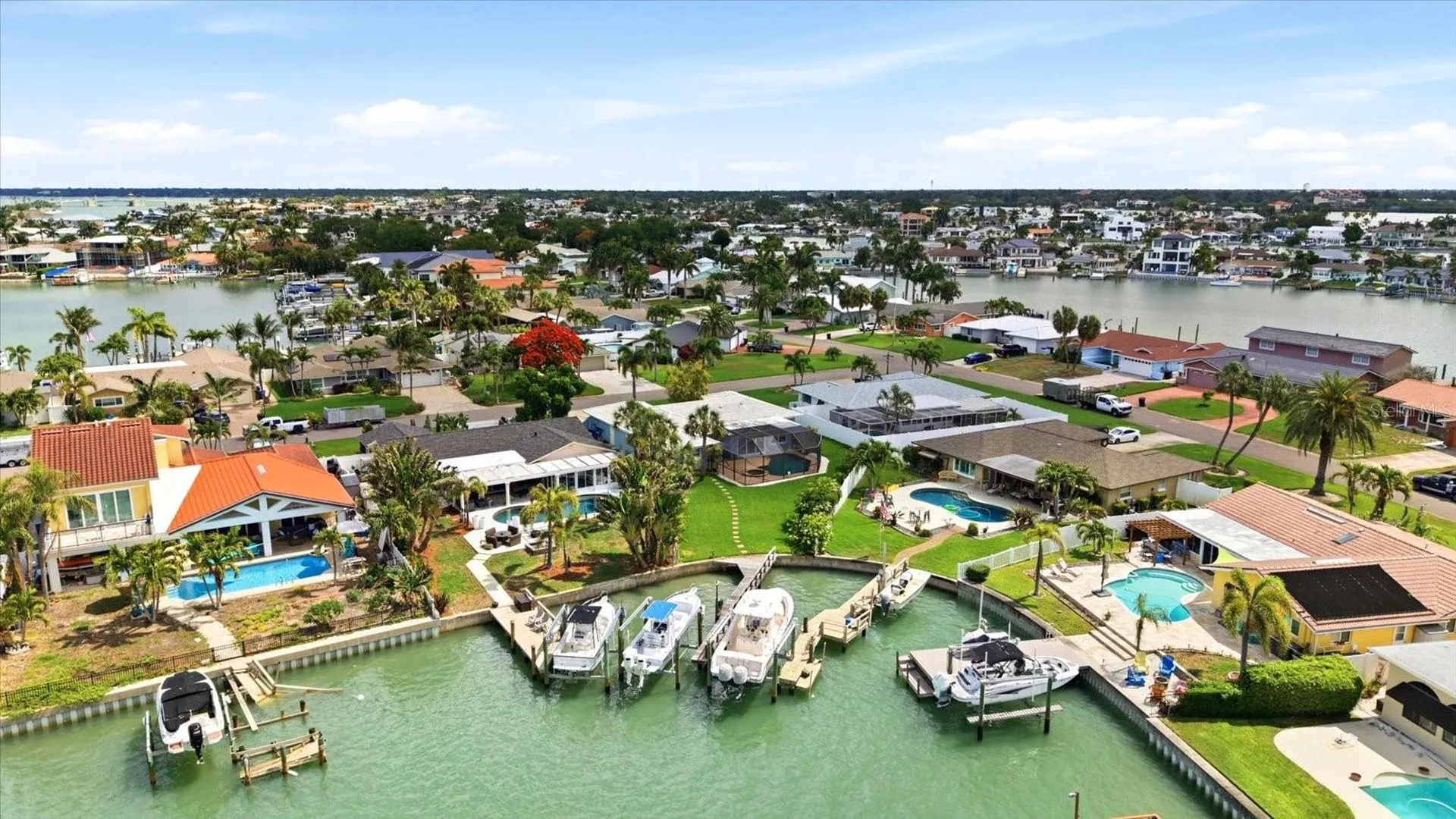 8008 13th Avenue S St Petersburg FL 33707