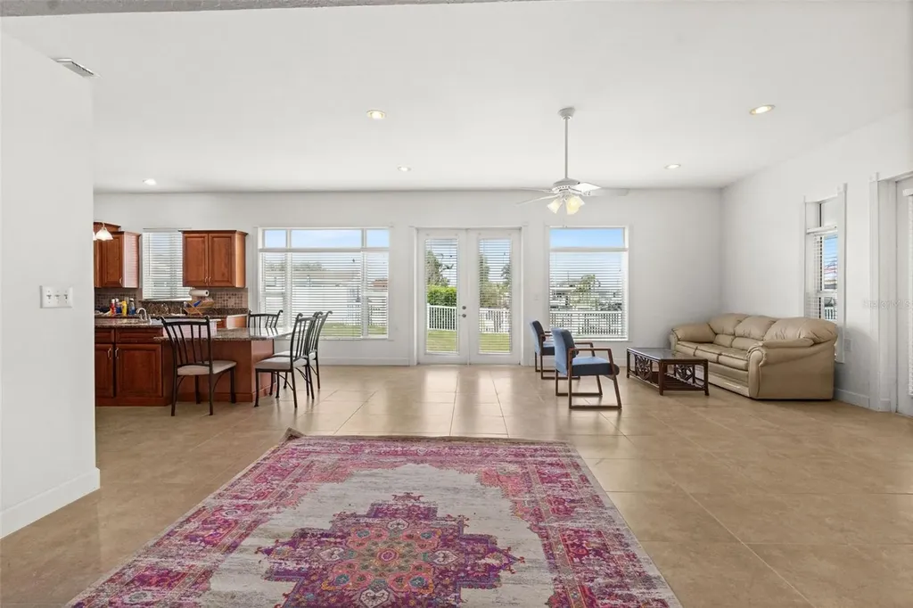 710 116th Avenue Treasure Island FL 33706