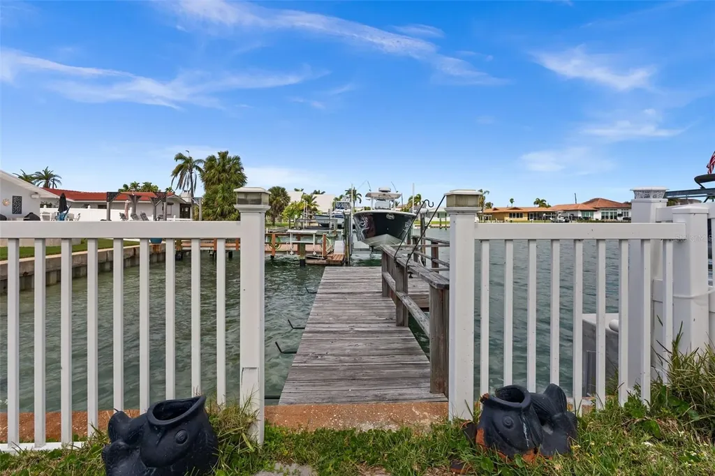 710 116th Avenue Treasure Island FL 33706