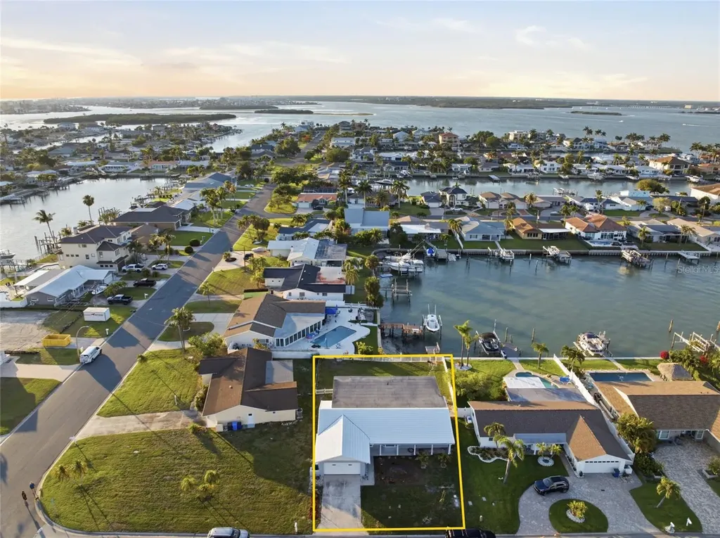 710 116th Avenue Treasure Island FL 33706