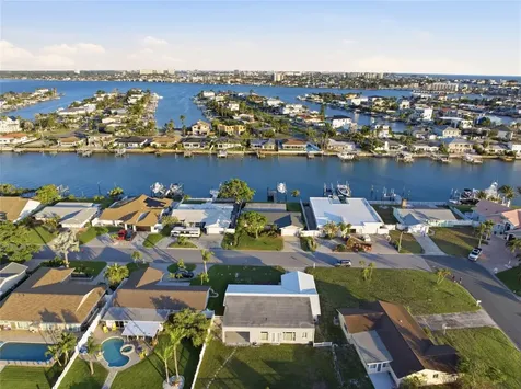 710 116th Avenue Treasure Island FL 33706