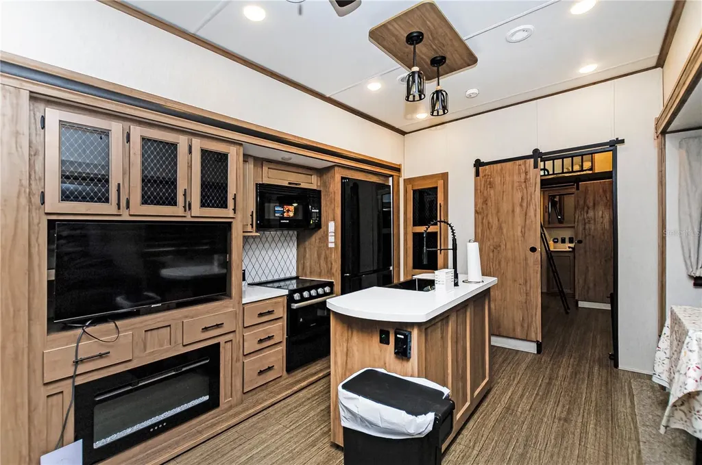 18233 185th Road Live Oak FL 32060
