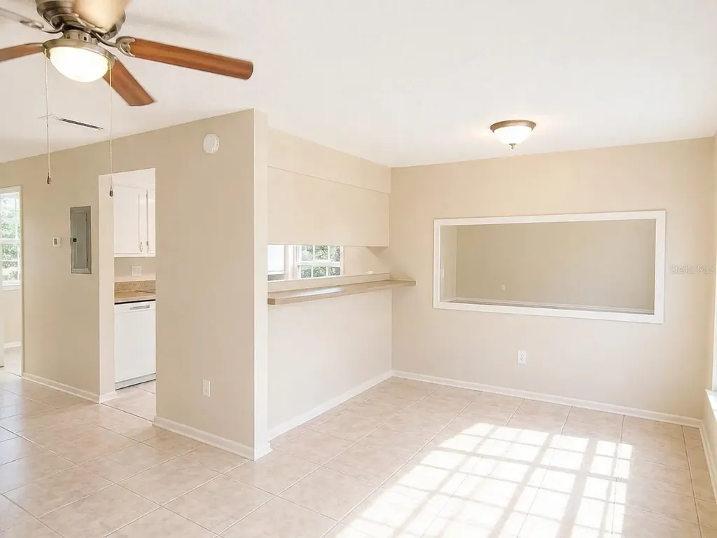 1044 82nd Terrace N St Petersburg FL 33702