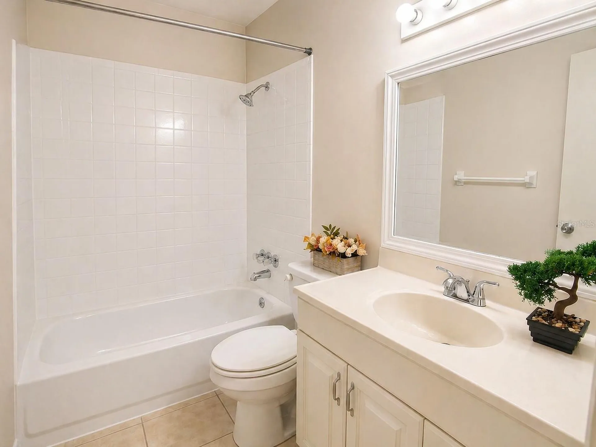 1044 82nd Terrace N St Petersburg FL 33702