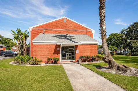 1044 82nd Terrace N St Petersburg FL 33702