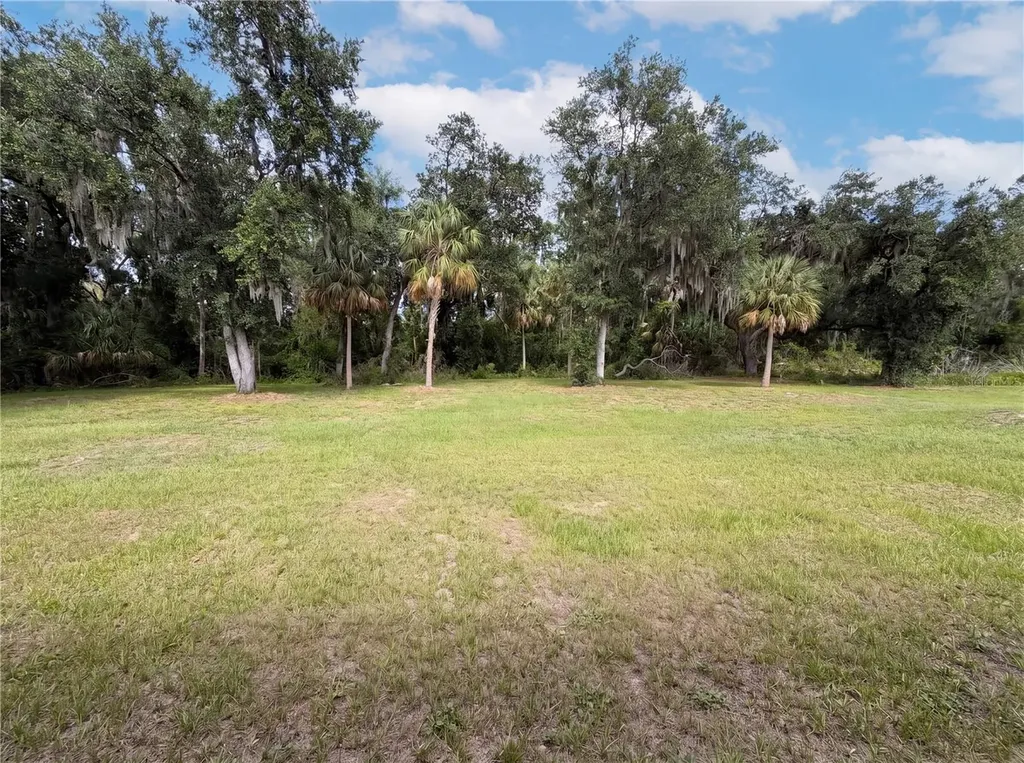 401 River Bed Court Wimauma FL 33598