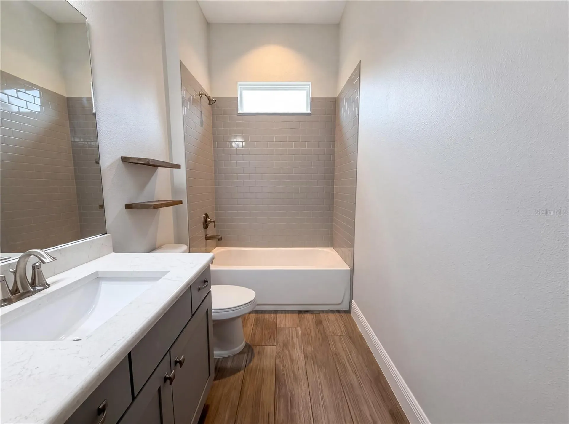 401 River Bed Court Wimauma FL 33598