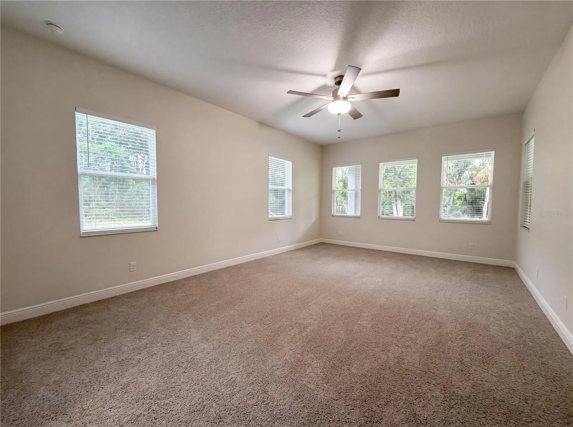 401 River Bed Court Wimauma FL 33598