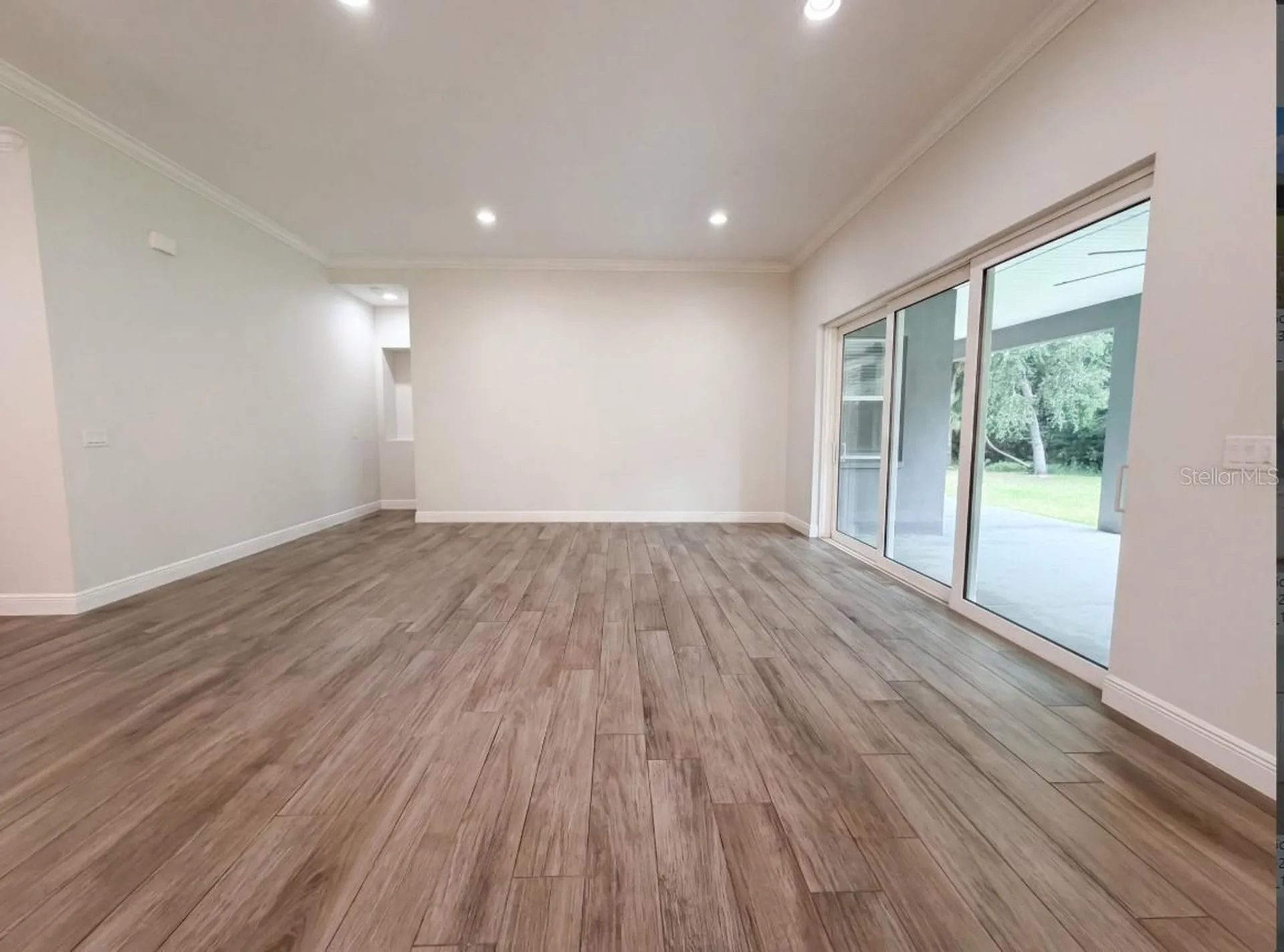 401 River Bed Court Wimauma FL 33598