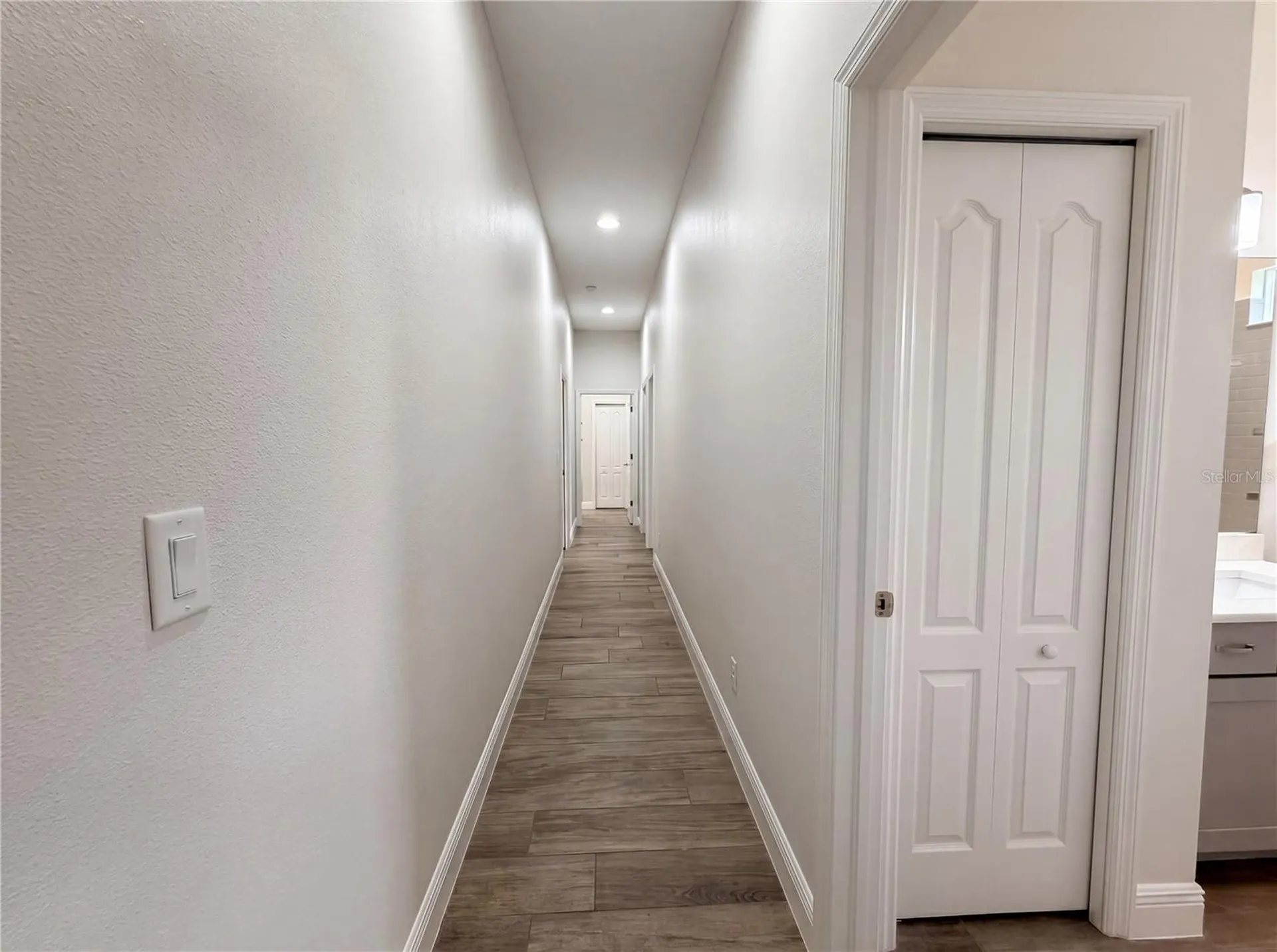 401 River Bed Court Wimauma FL 33598