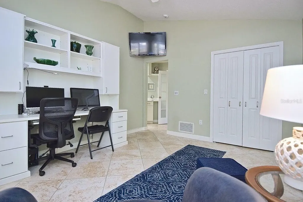 3890 Lyndhurst Court Sarasota FL 34235