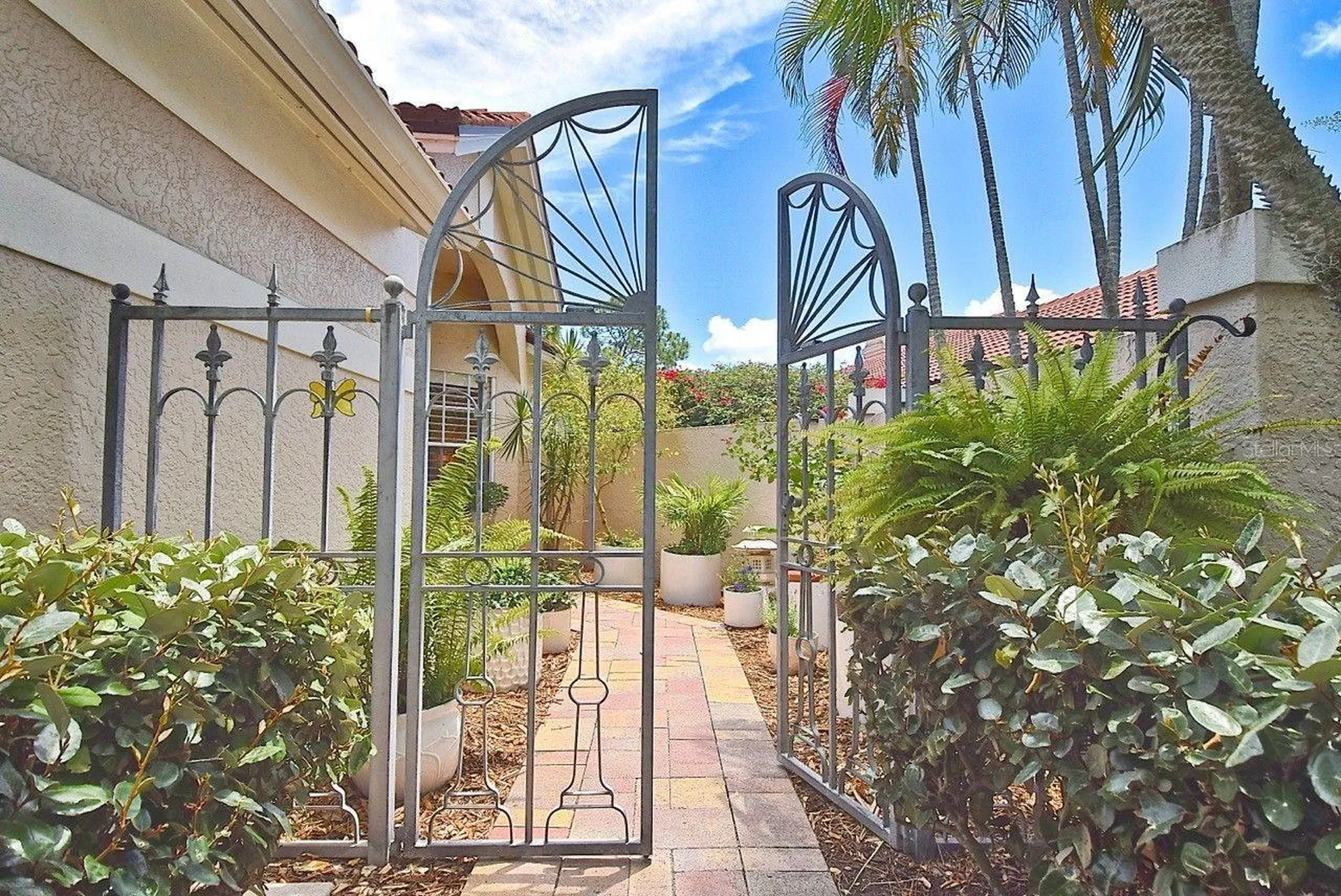 3890 Lyndhurst Court Sarasota FL 34235