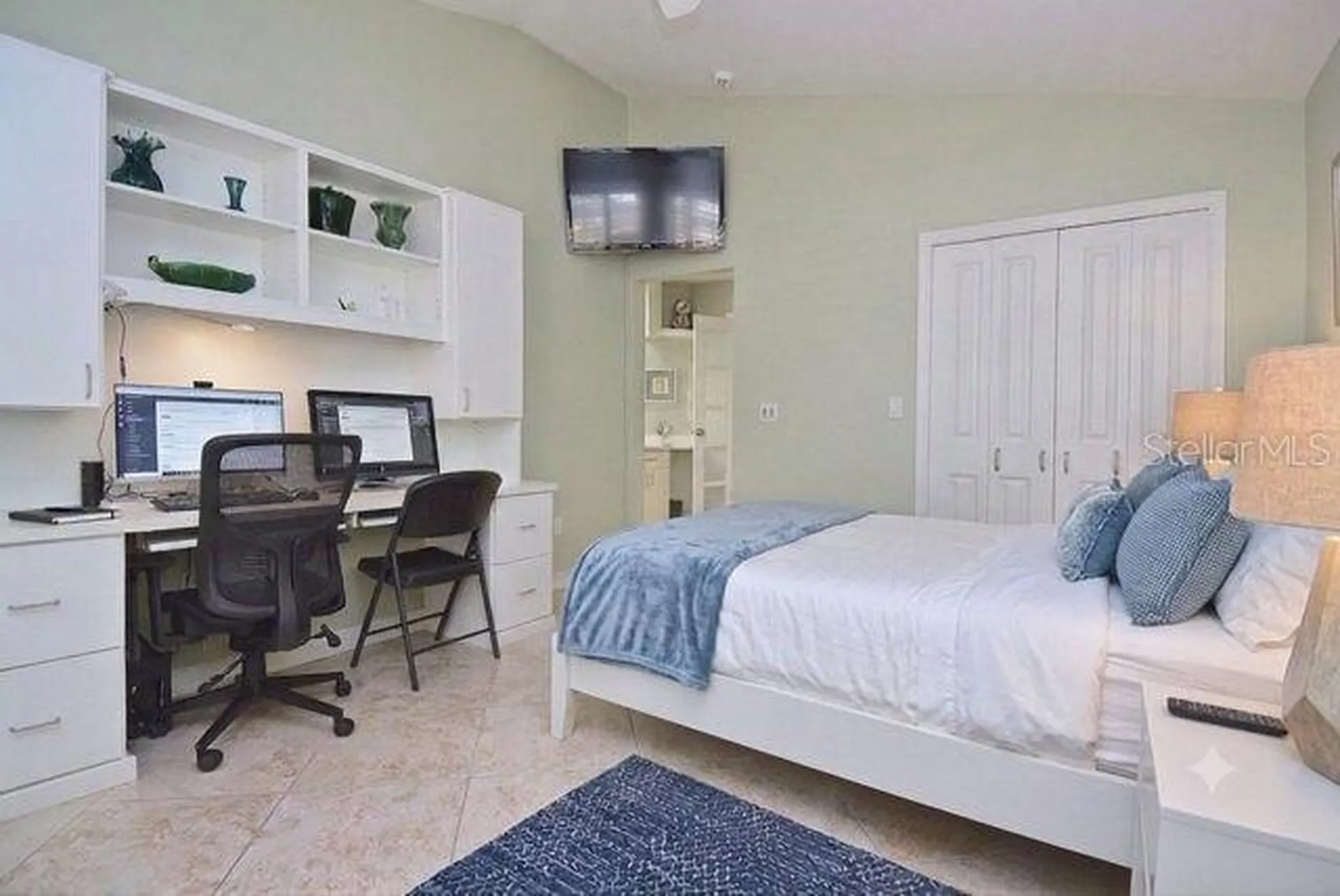 3890 Lyndhurst Court Sarasota FL 34235