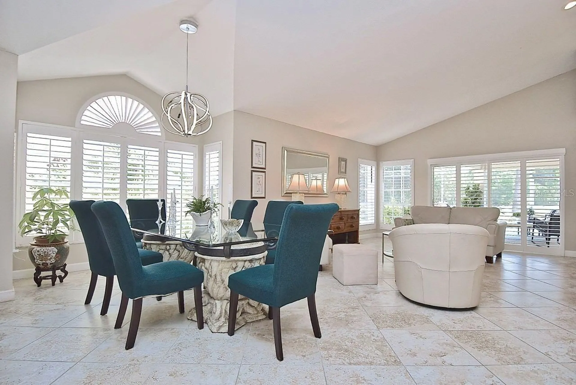 3890 Lyndhurst Court Sarasota FL 34235
