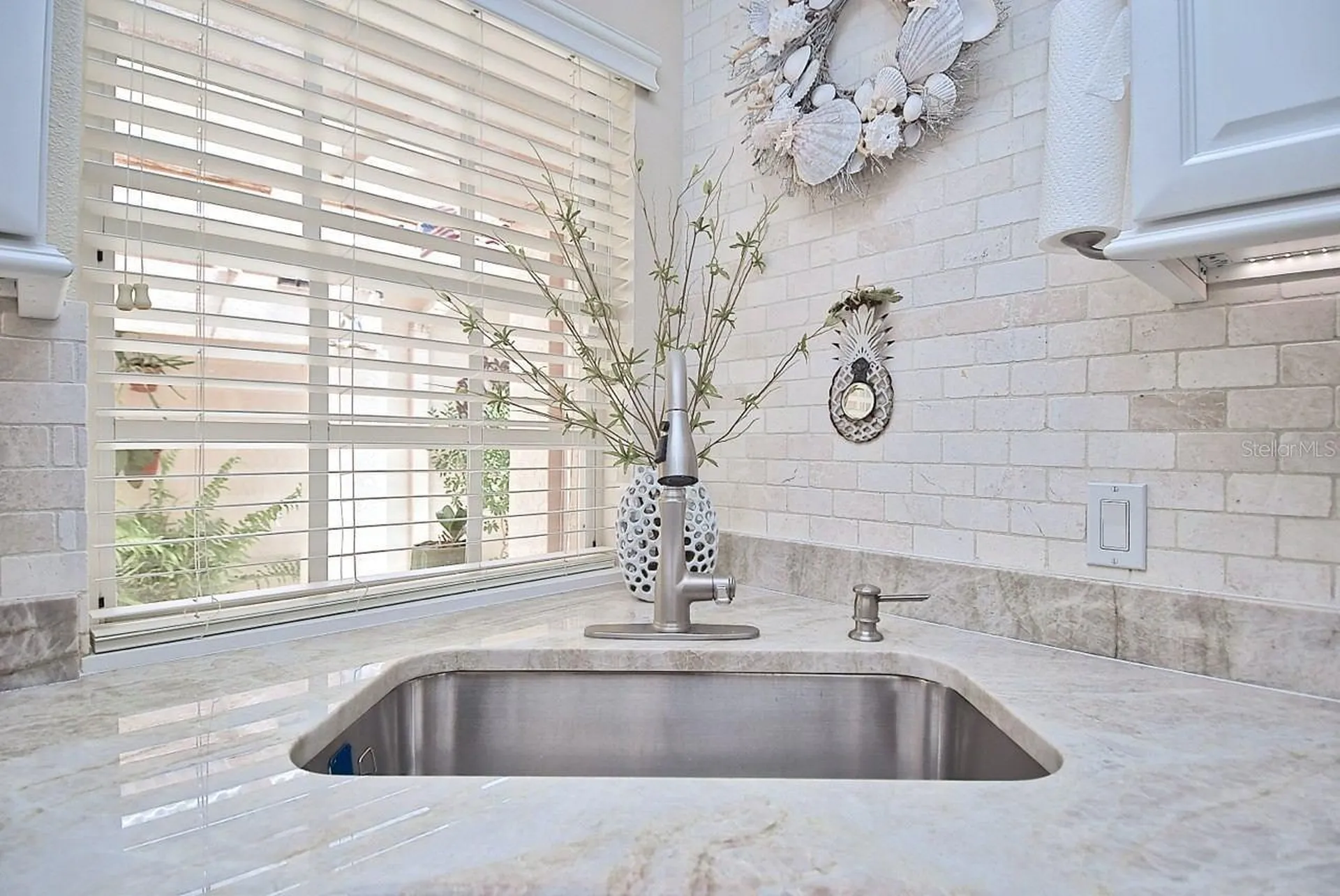 3890 Lyndhurst Court Sarasota FL 34235