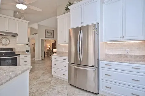 3890 Lyndhurst Court Sarasota FL 34235