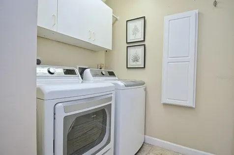 3890 Lyndhurst Court Sarasota FL 34235