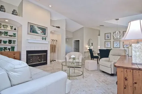 3890 Lyndhurst Court Sarasota FL 34235