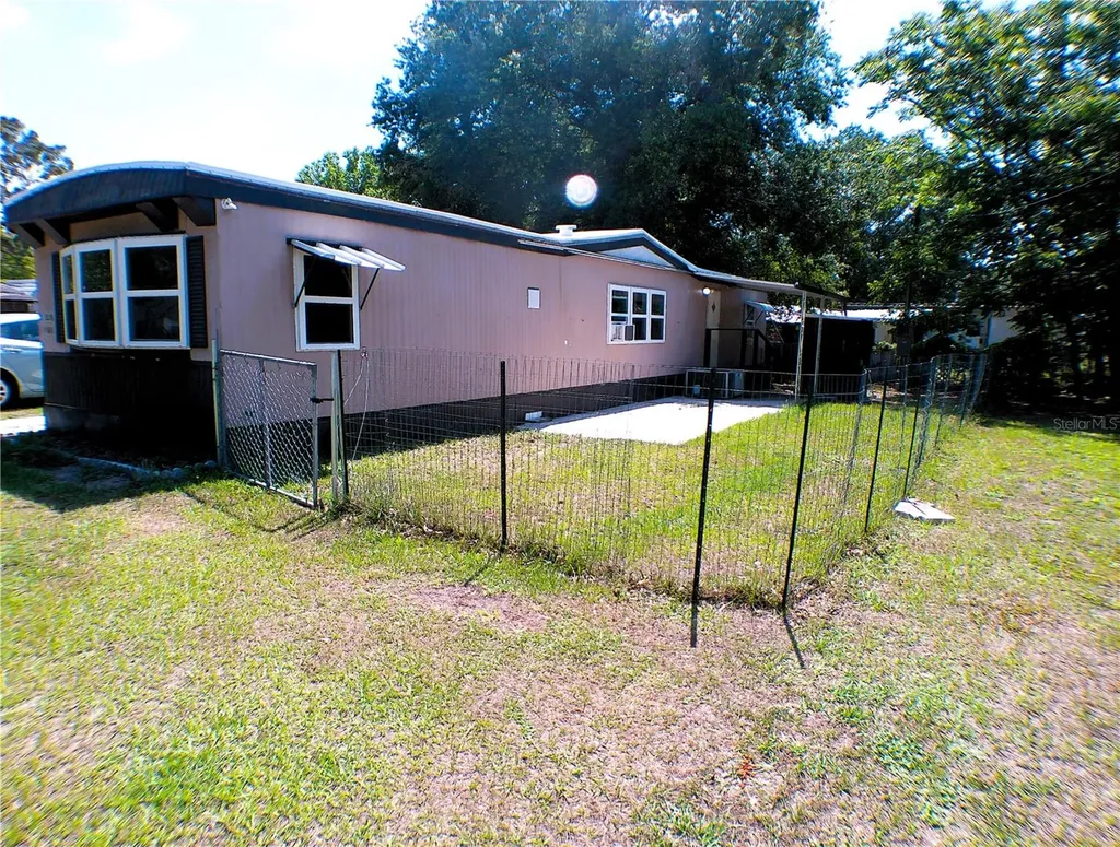 11838 SE 99th Court Belleview FL 34420