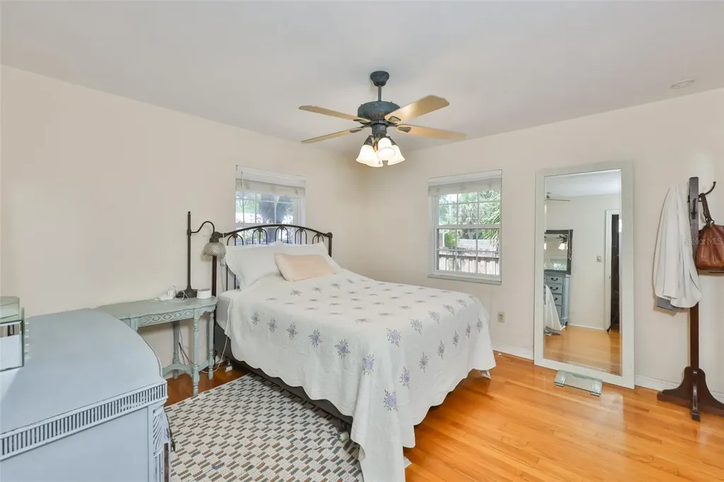 7508 4th Avenue N St Petersburg FL 33710