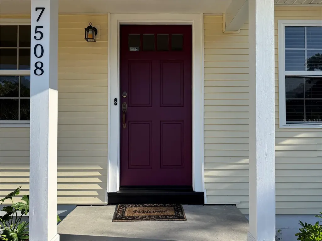 7508 4th Avenue N St Petersburg FL 33710