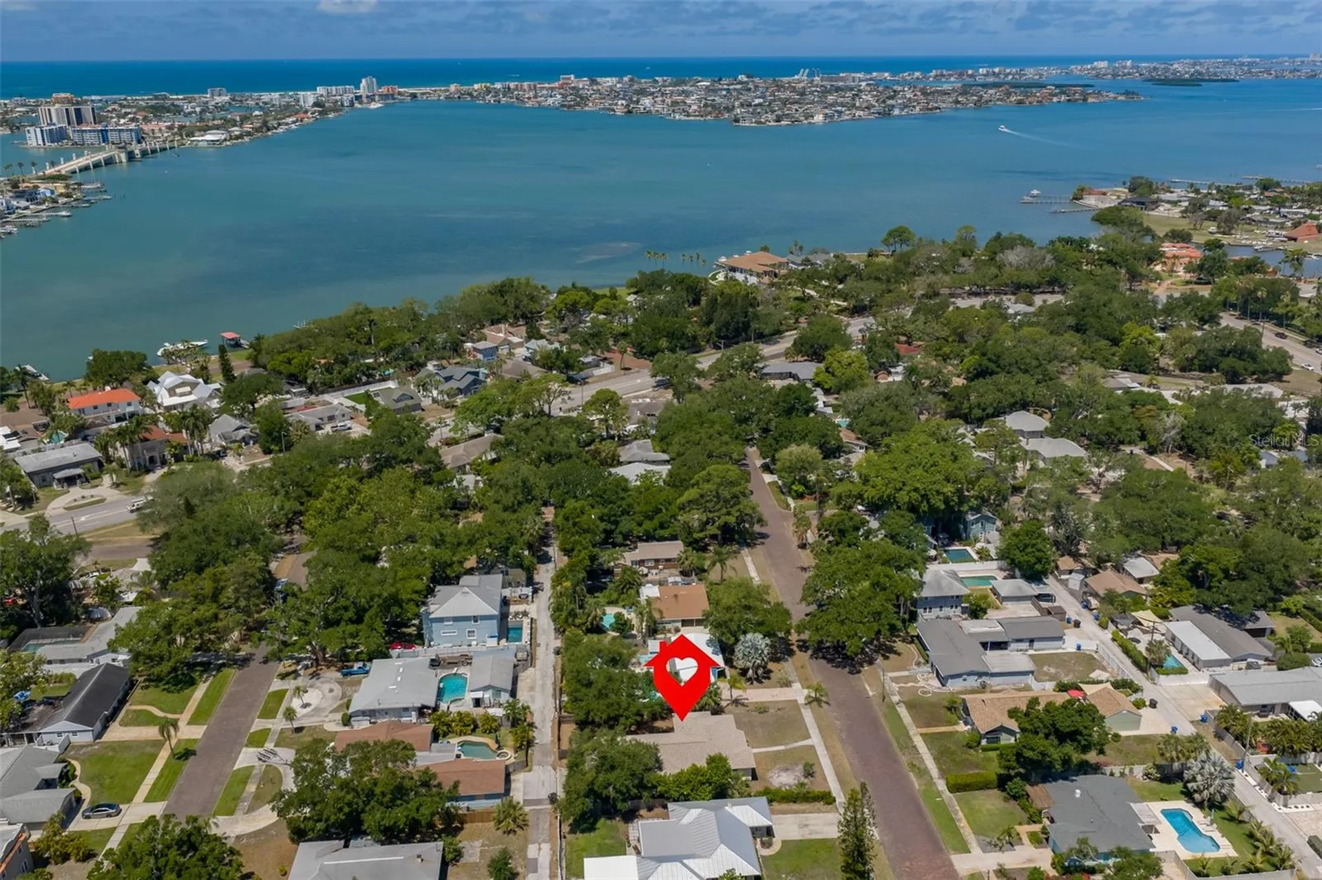 7508 4th Avenue N St Petersburg FL 33710