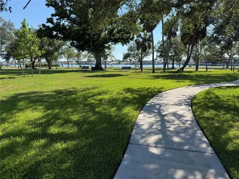 7508 4th Avenue N St Petersburg FL 33710