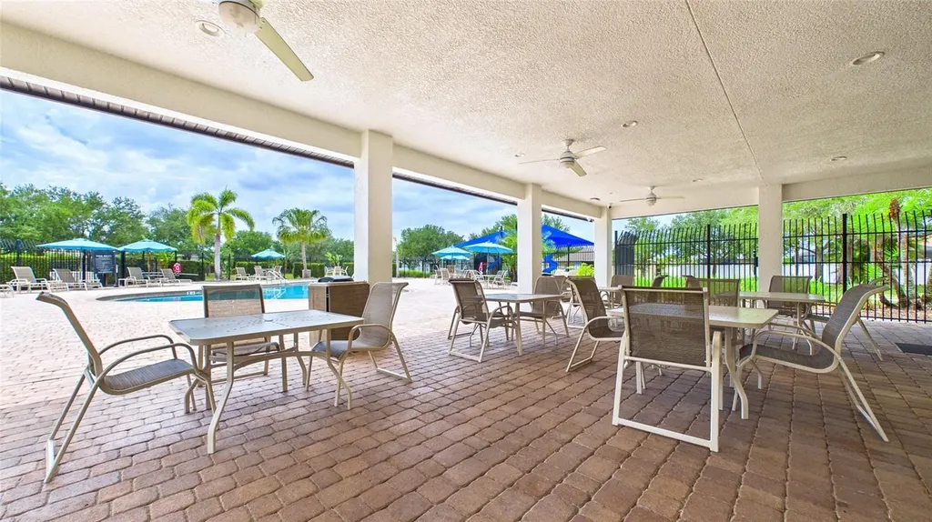 601 19th Street NW Ruskin FL 33570