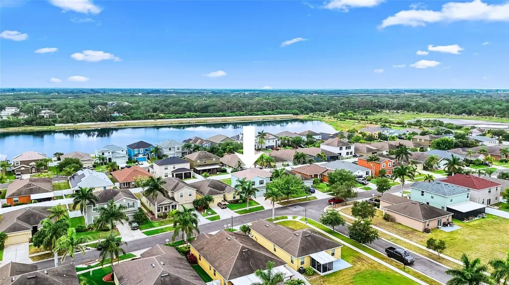 601 19th Street NW Ruskin FL 33570
